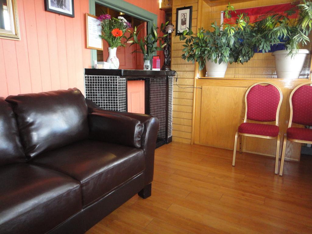دبلن Inn On The Liffey Guesthouse المظهر الخارجي الصورة