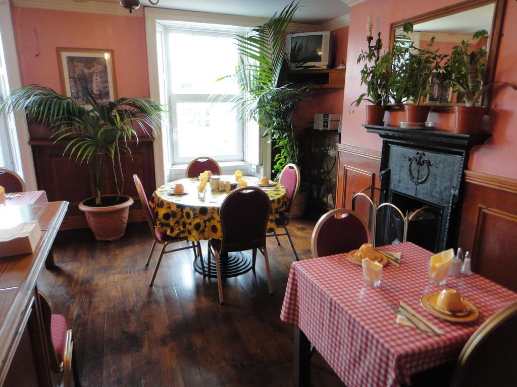 دبلن Inn On The Liffey Guesthouse المظهر الخارجي الصورة